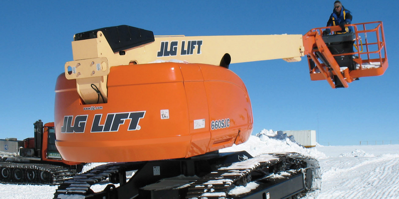 Safety Tips: Guidance on Operating JLG MEWPs in Cold Temperatures