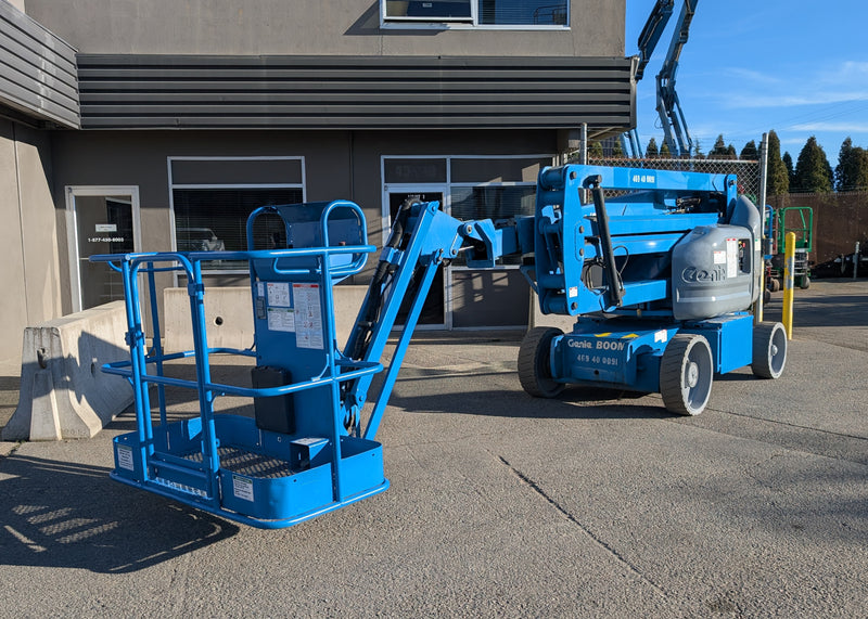 2013 Genie Z40/23N Articulating Boom Lift