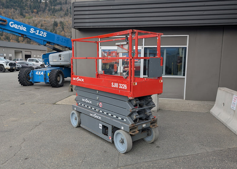 2017 Skyjack SJ3226 Scissor Lift (Northwest)