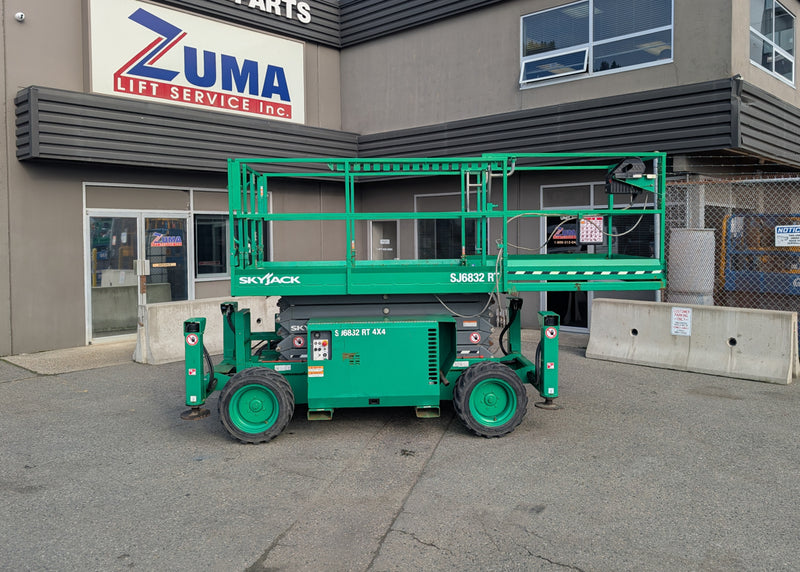 2018 Skyjack SJ6832 RT Scissor Lift (Northwest)