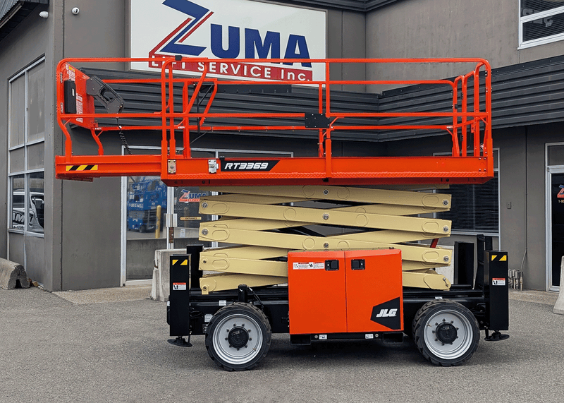 NEW 2025 JLG RT3369 Rough Terrain Scissor Lift (WITH OUTRIGGERS)