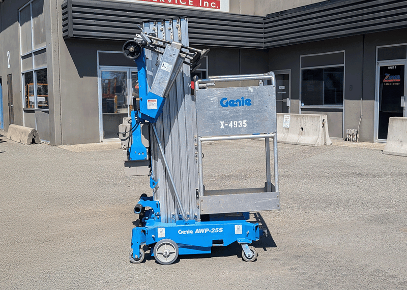2011 Genie AWP-25S Man Lift