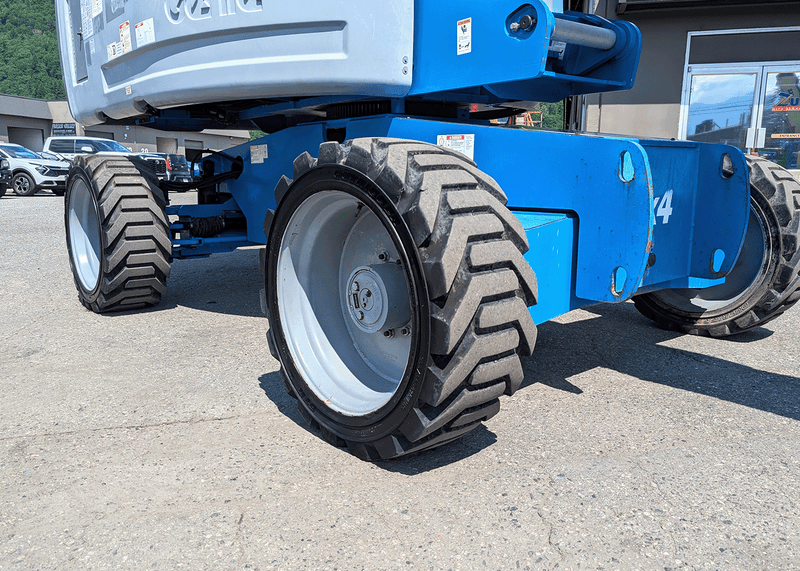 2012 Genie S-65 Boom Lift