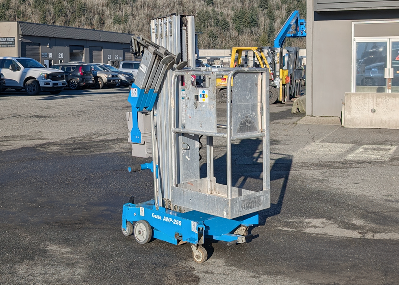 2016 Genie AWP-25S Man Lift (Northwest)