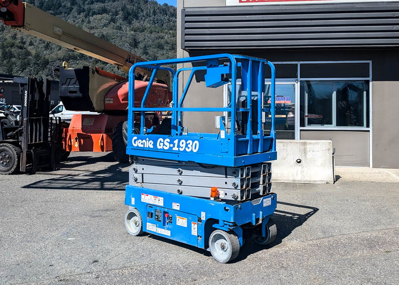 2013 Genie GS1930 Electric Scissor Lift