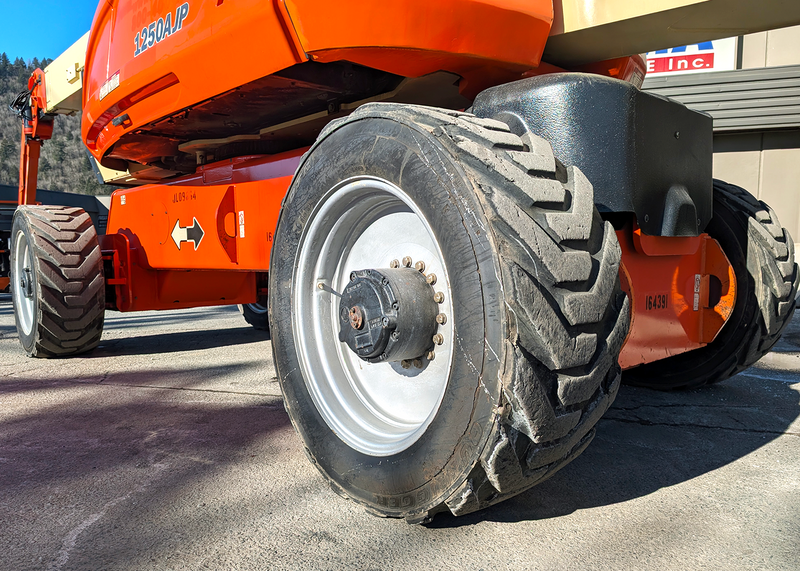 2009 JLG 1250AJP Boom Lift