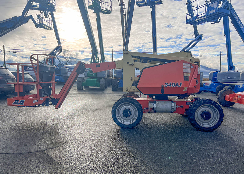 2016 JLG 340AJ Articulating Boom Lift (NORTHWEST)