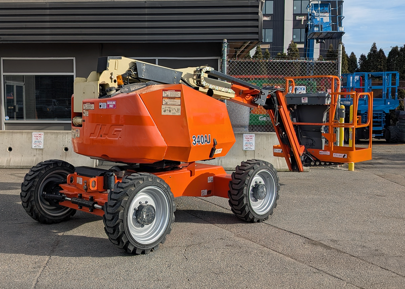 2016 JLG 340AJ Articulating Boom Lift (NORTHWEST)