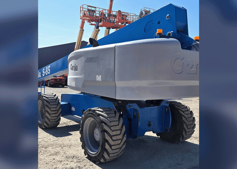 USED 2015 Genie S85 Boom Lift (ILLINOIS)