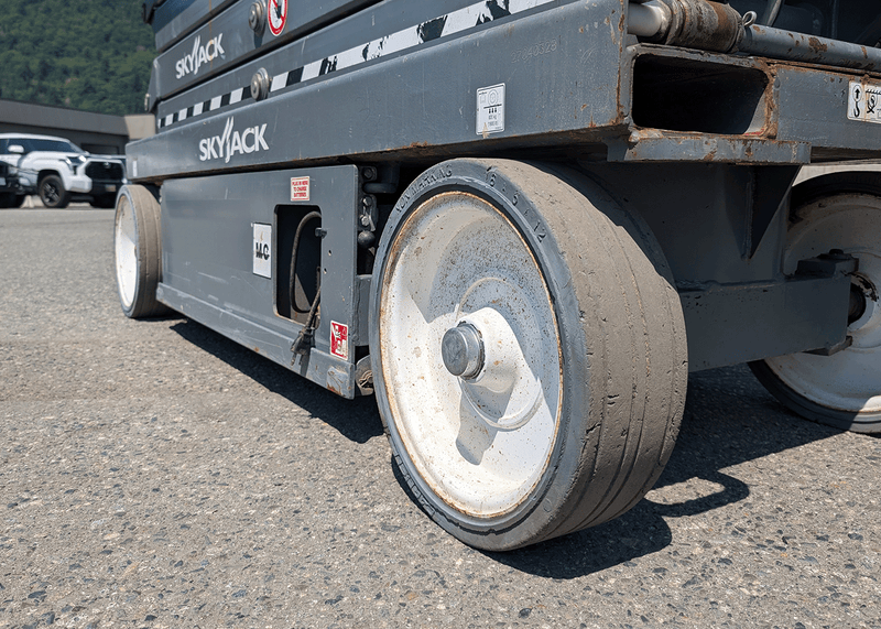 Skyjack SJ3226 - Image 11