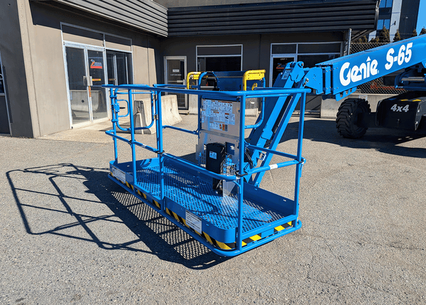 Genie S-65 - Image 1