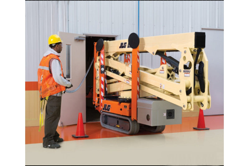 NEW JLG X500AJ Compact Crawler Boom Lift